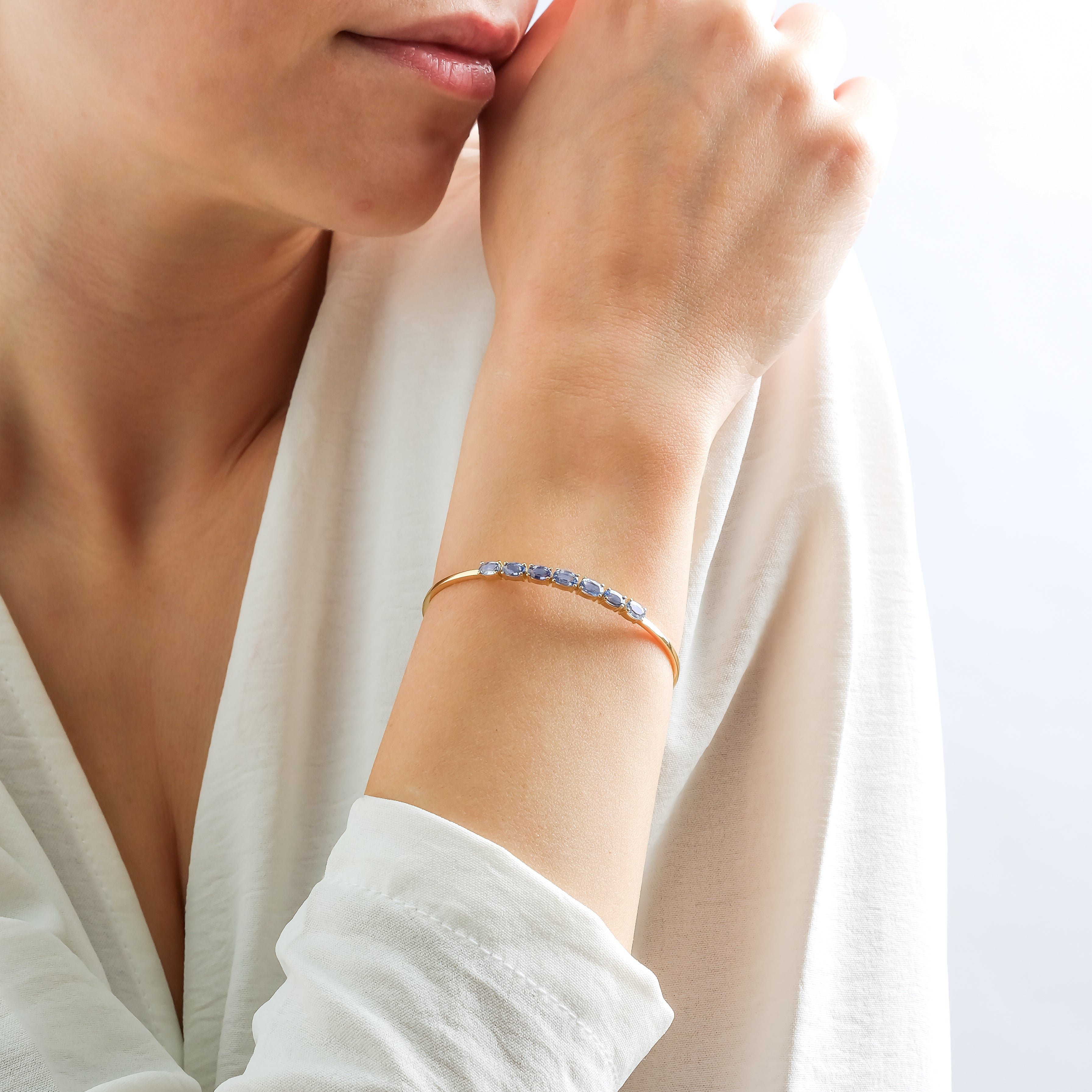 Dumom Bangle - Baby Blue Sapphires